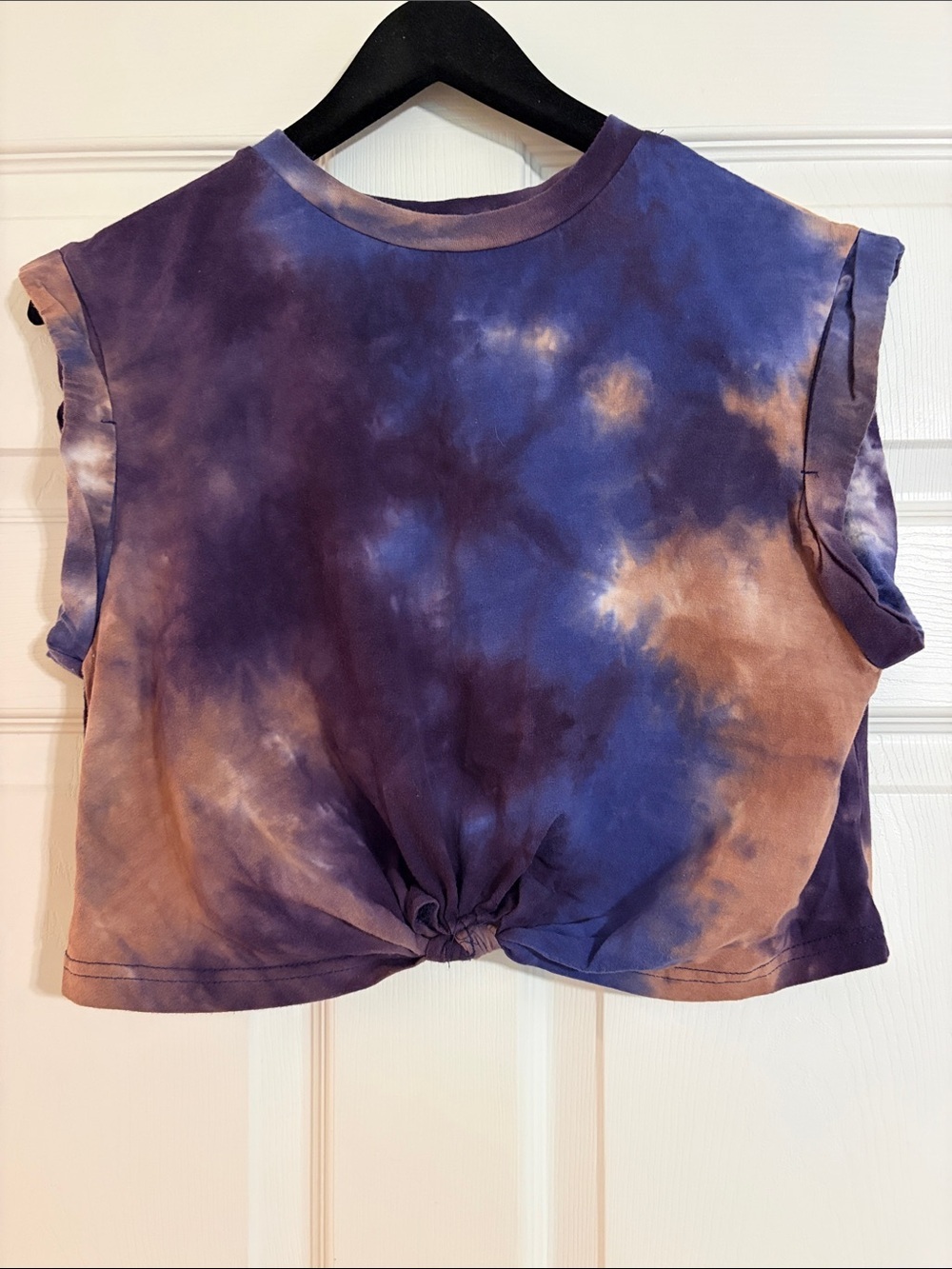Micas Tie-Dye Twist-Knot Cropped Tee - Size M